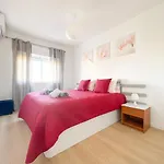 & Marina Easy Walk Retreat #1884 *