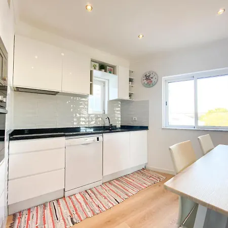 & Marina Easy Walk Retreat #1884 Lagos